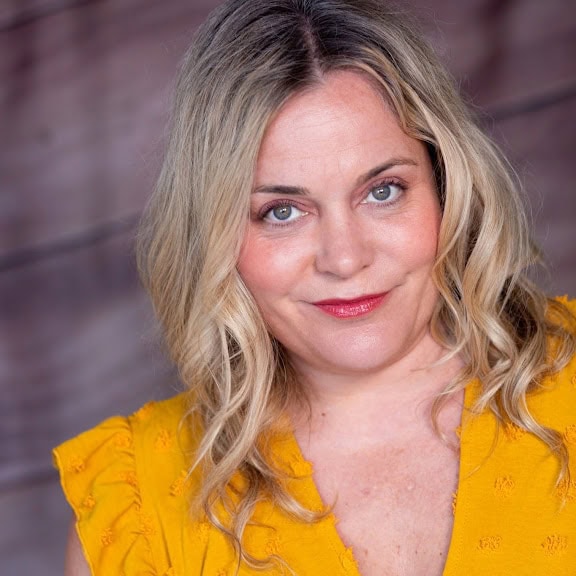 Photo of Erin Roberts